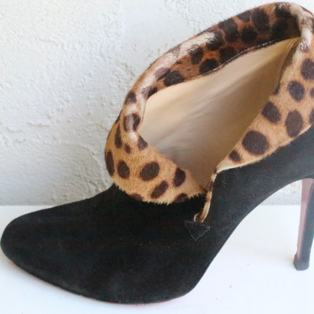 Charme Black Suede Leopard Pumps
